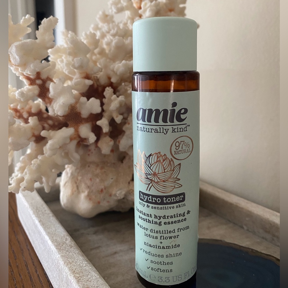 Amie Hydro Toner Oily & Sensitive Skin 3.3 Fl Oz New